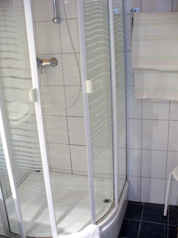 Mitschighof - Apartments Und Pension - Heidis-Welt, Mitschig Хермагор Стая снимка