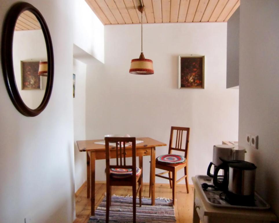 Mitschighof - Apartments Und Pension - Heidis-Welt, Mitschig Хермагор Стая снимка
