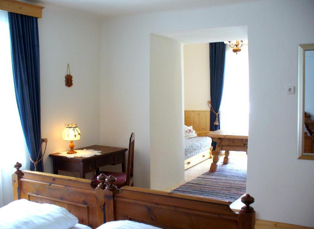 Mitschighof - Apartments Und Pension - Heidis-Welt, Mitschig Хермагор Стая снимка