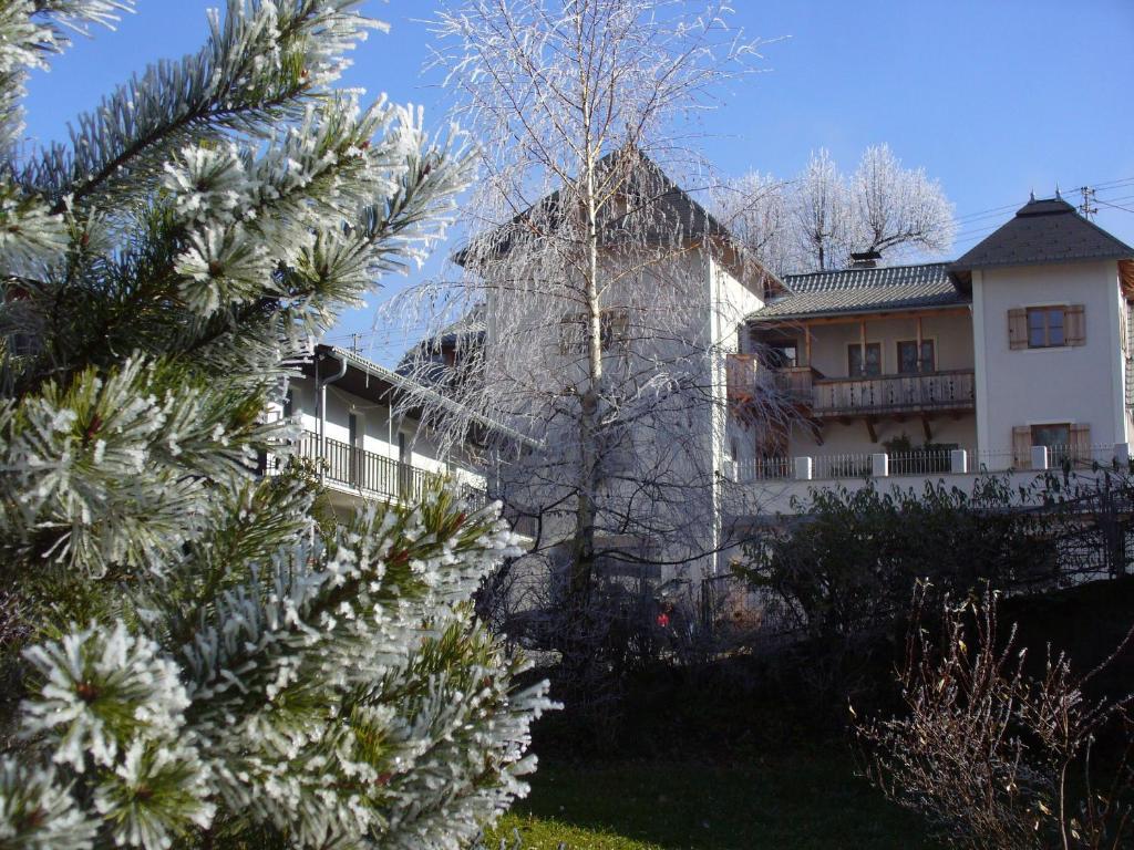 Mitschighof - Apartments Und Pension - Heidis-Welt, Mitschig Хермагор Екстериор снимка