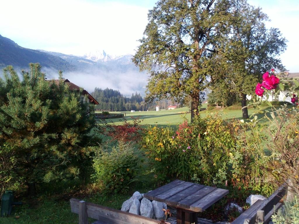 Mitschighof - Apartments Und Pension - Heidis-Welt, Mitschig Хермагор Екстериор снимка
