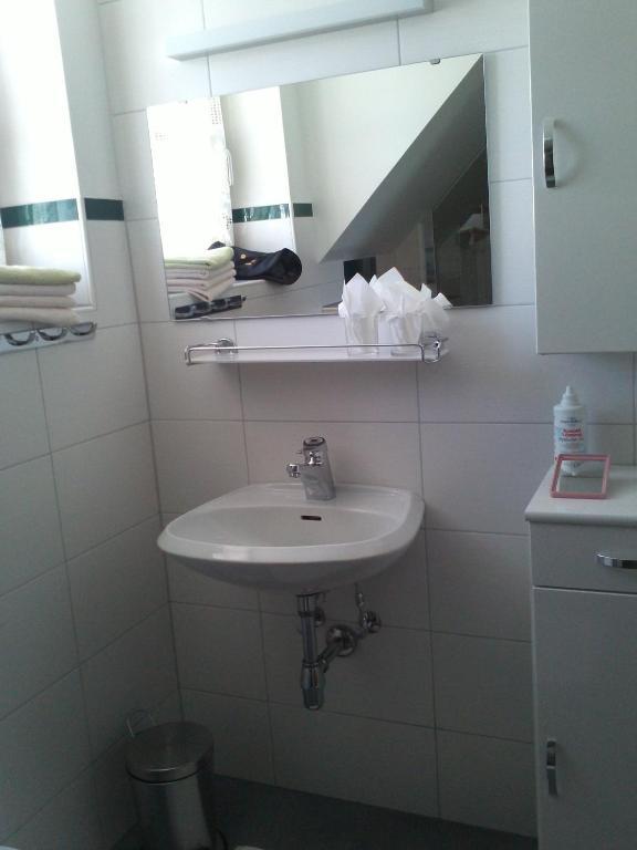 Mitschighof - Apartments Und Pension - Heidis-Welt, Mitschig Хермагор Стая снимка