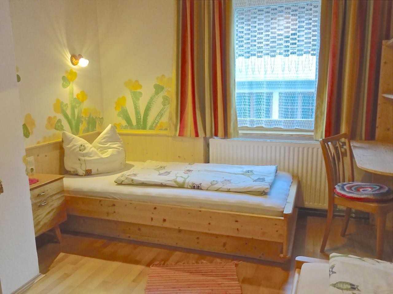 Mitschighof - Apartments Und Pension - Heidis-Welt, Mitschig Хермагор Екстериор снимка